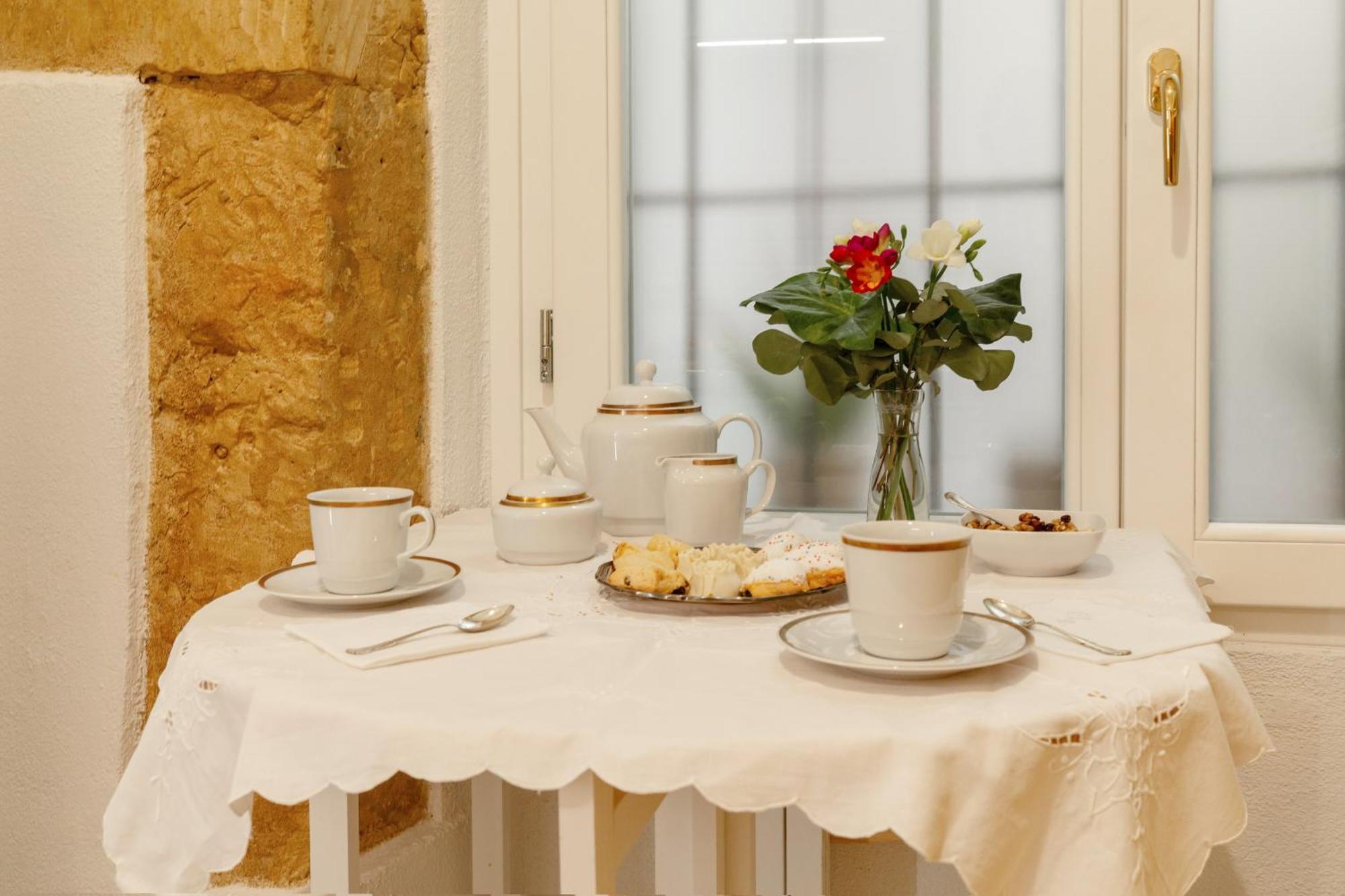 Casa Storica Di Charme Con Vista Mare Nel Cuore Di Cagliari Extérieur photo